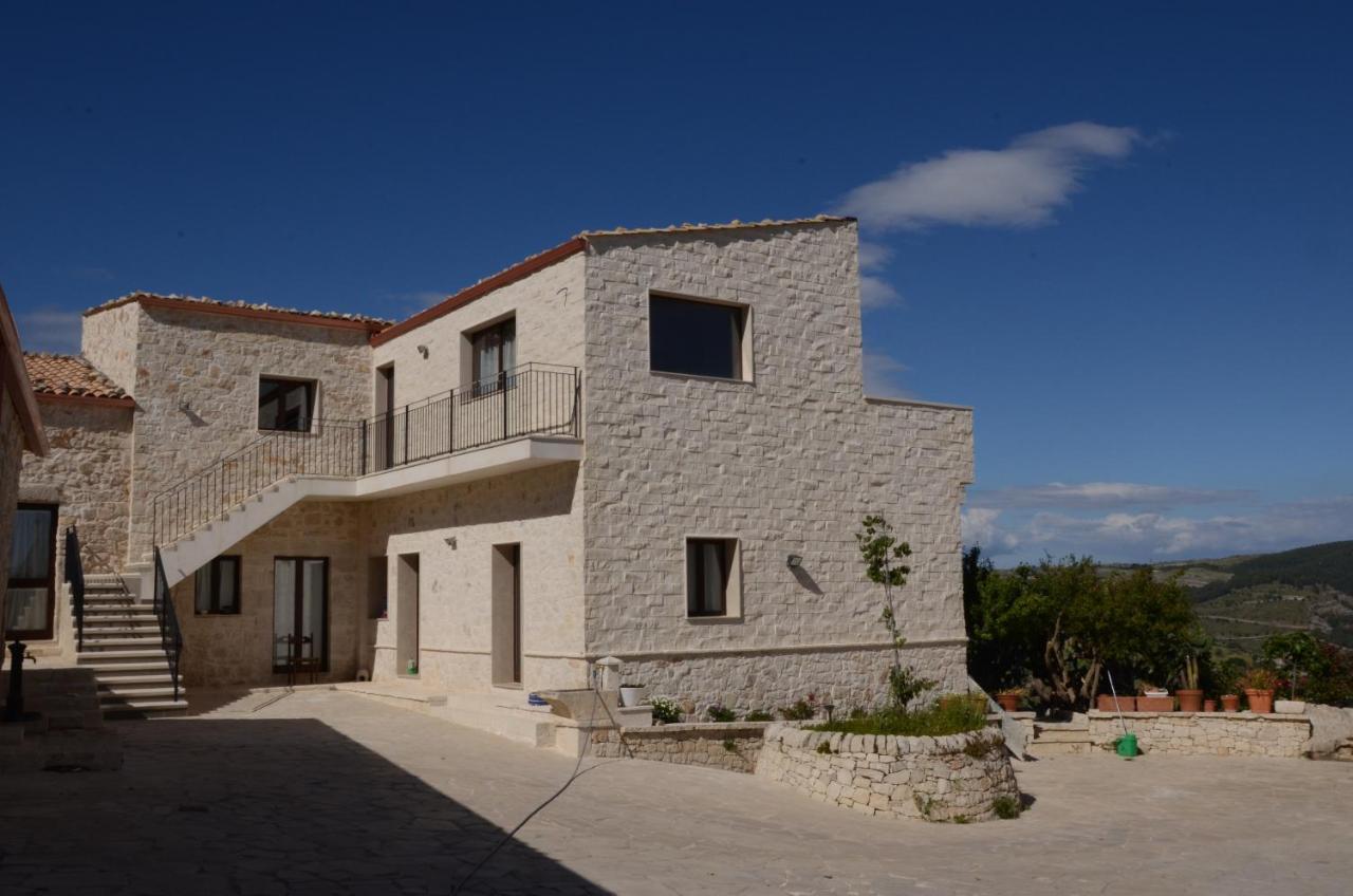 Vivere Gli Iblei - Maison En Plain Air Ragusa Exteriér fotografie